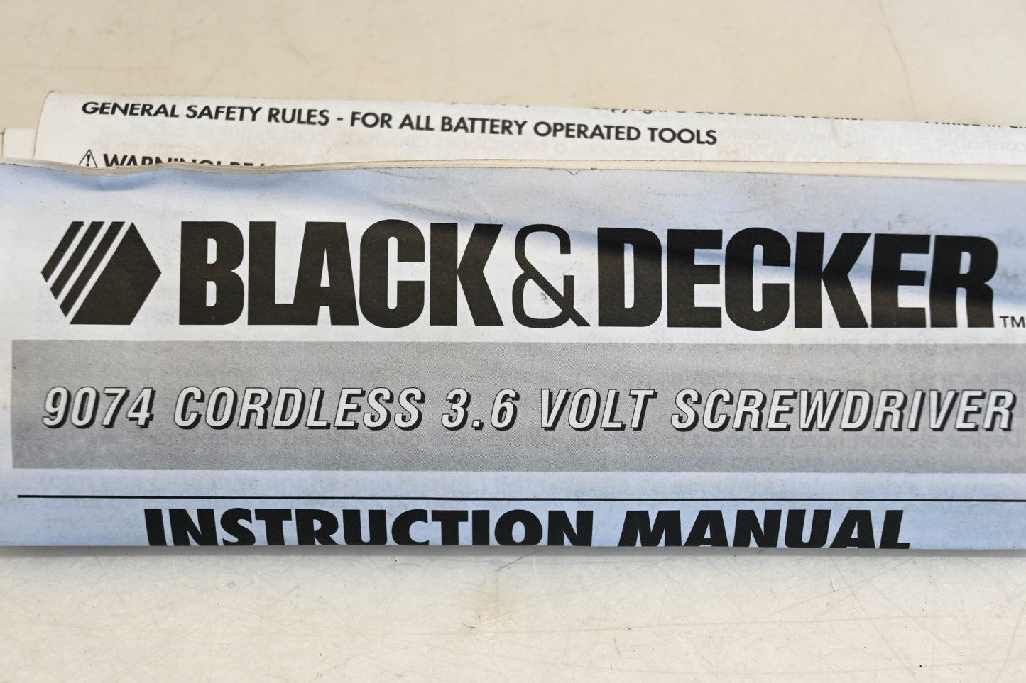 Black&Decker 9074, 387394, EZK-1 3.6v Cordless Screwdriver Kit NOS