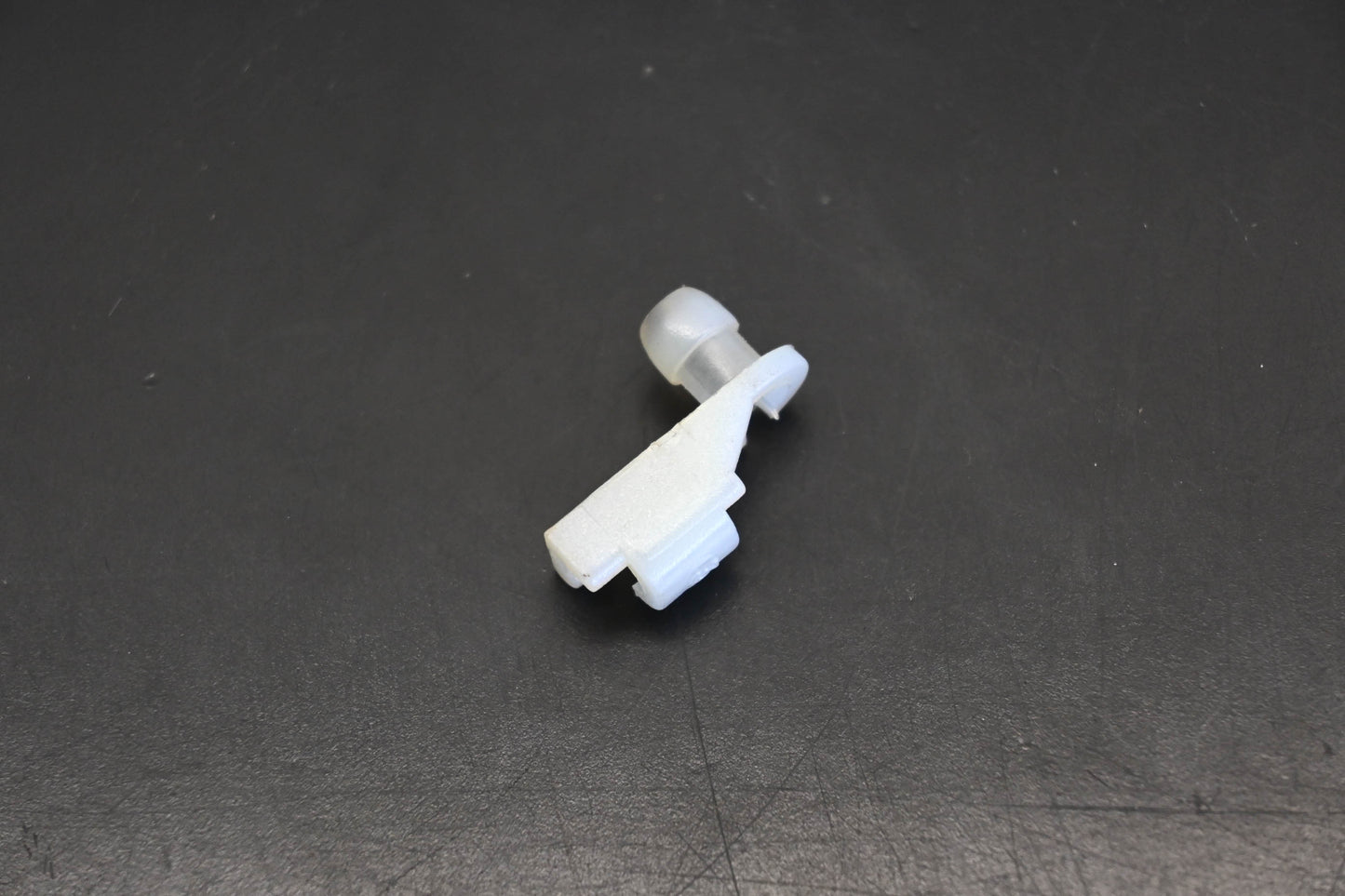 Aftermarket 814347 Door Lock Rod Clip NOS