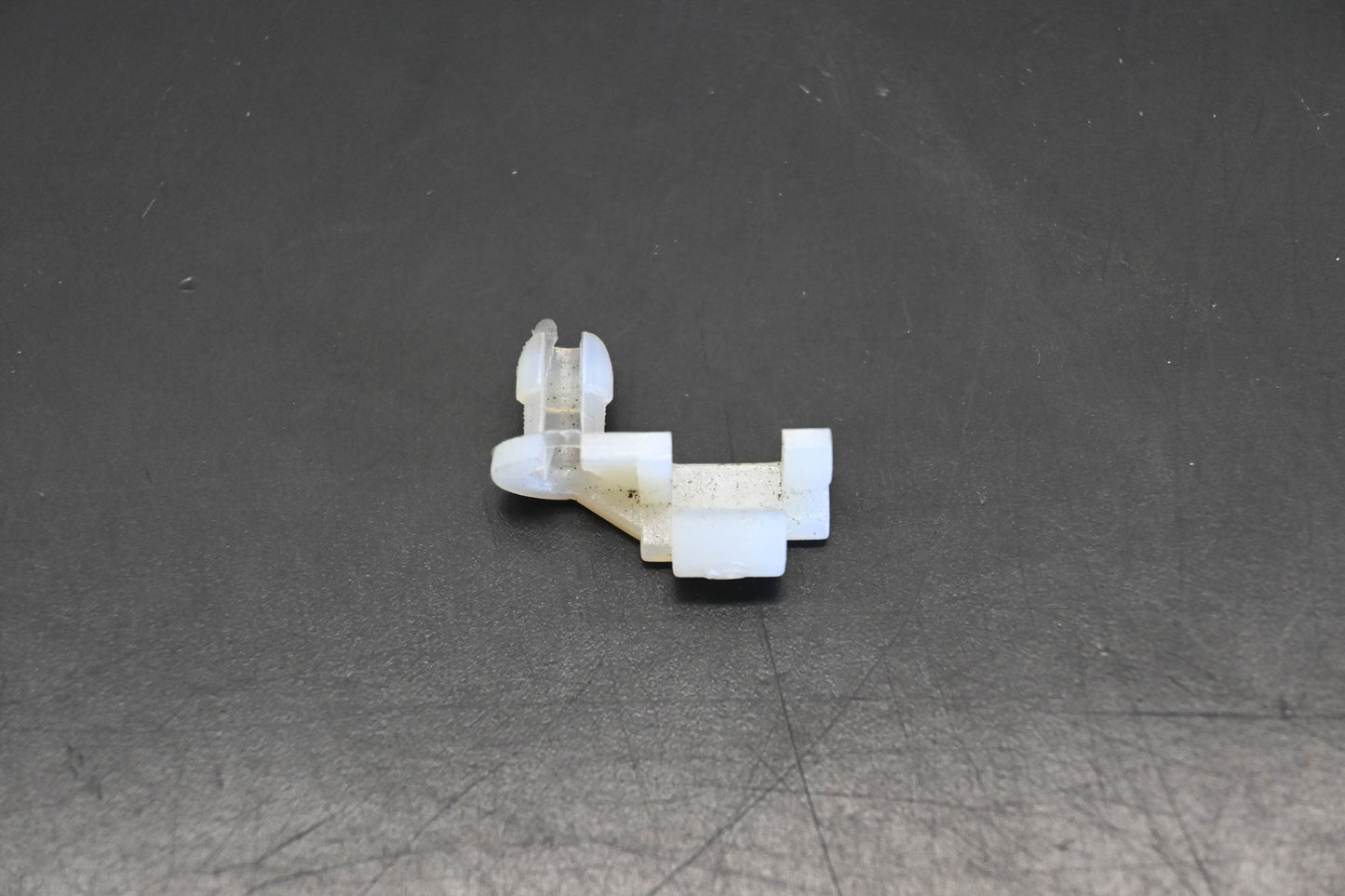 Aftermarket 814347 Door Lock Rod Clip NOS