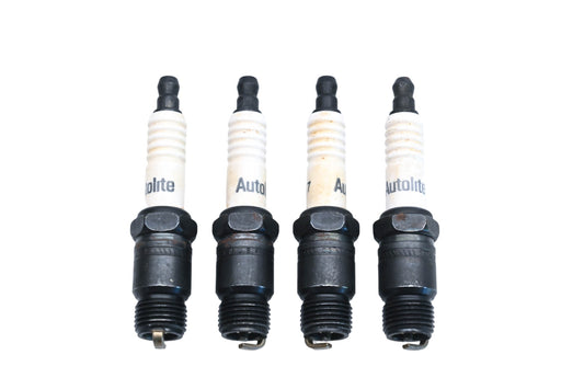 Autolite 147 Copper Core Resistor Spark Plugs Qty 4 NOS