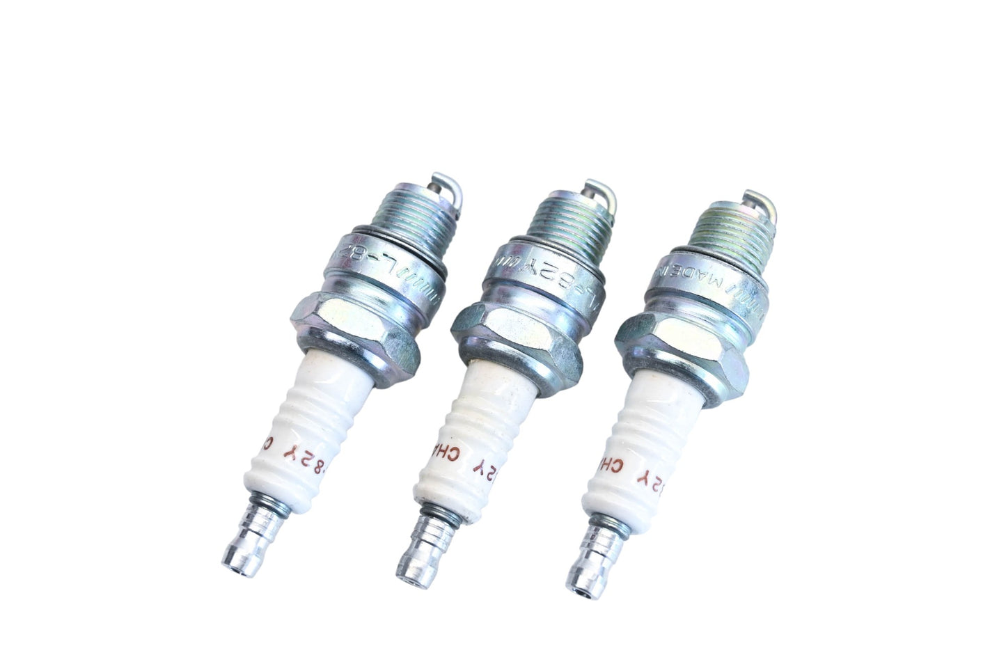 Champion L-82Y, L82Y Spark Plugs Qty 3 NOS