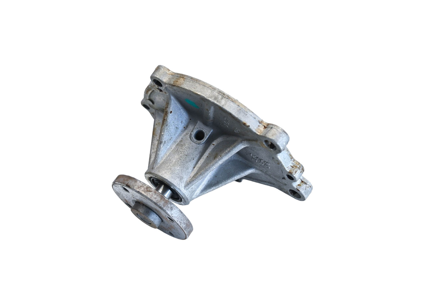 GMB 131-0713, 57-00117, 21010-21000 Water Pump NOS