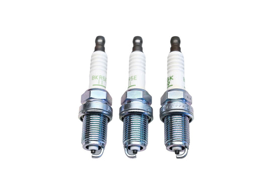 NGK V-Power Spark Plugs Qty 3 NOS