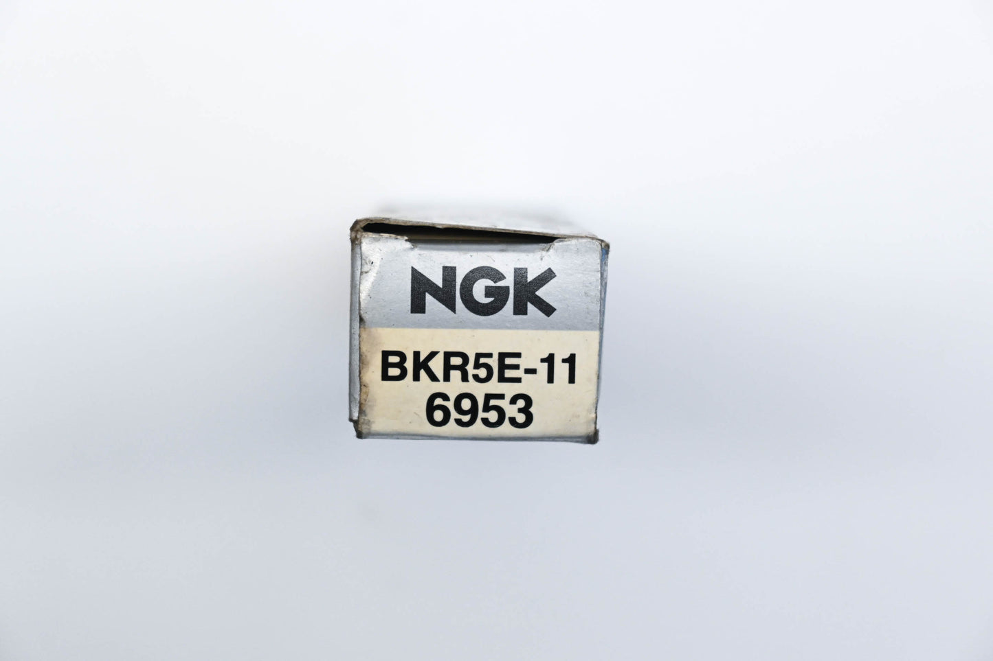 NGK V-Power Spark Plugs Qty 3 NOS