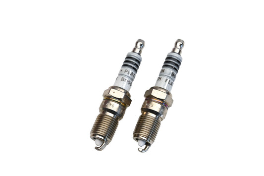 Bosch Platinum Spark Plugs Qty 2 NOS