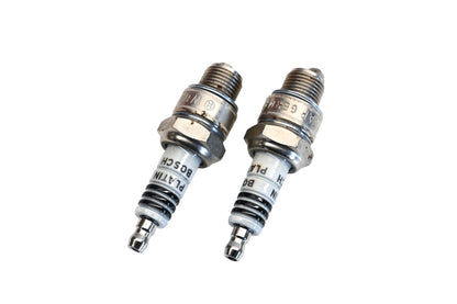 Bosch Platinum Spark Plugs Qty 2 NOS