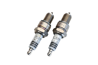 Bosch Platinum Spark Plugs Qty 2 NOS