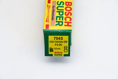Bosch Super Spark Plugs Qty 2 NOS