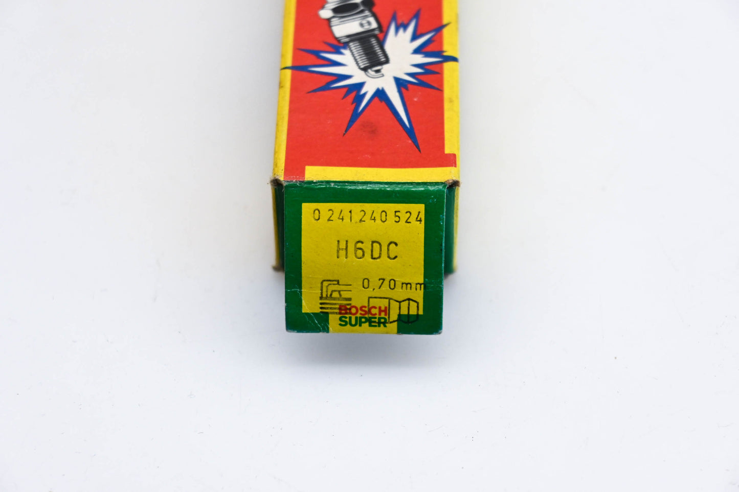 Bosch Super Spark Plugs Qty 2 NOS