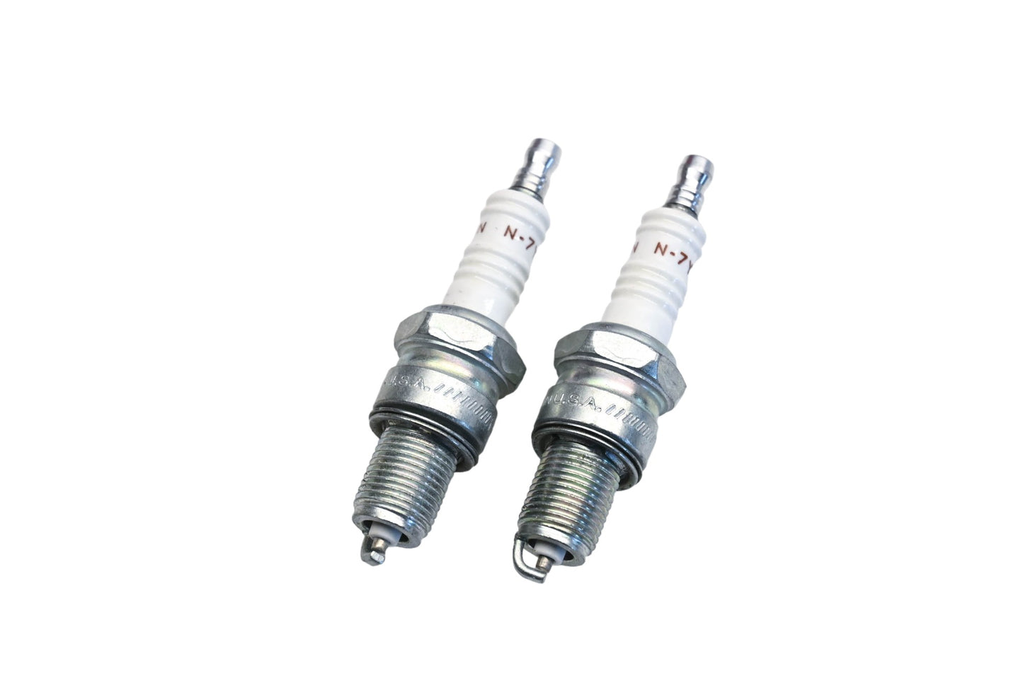 Champion Spark Plugs Qty 2 NOS