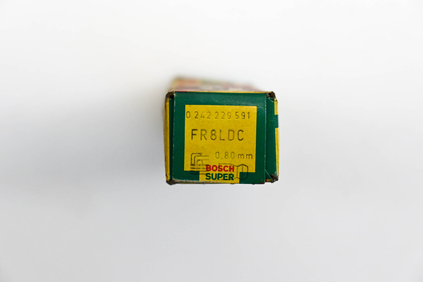 Bosch FR8LDC, 0242229591 Spark Plug NOS