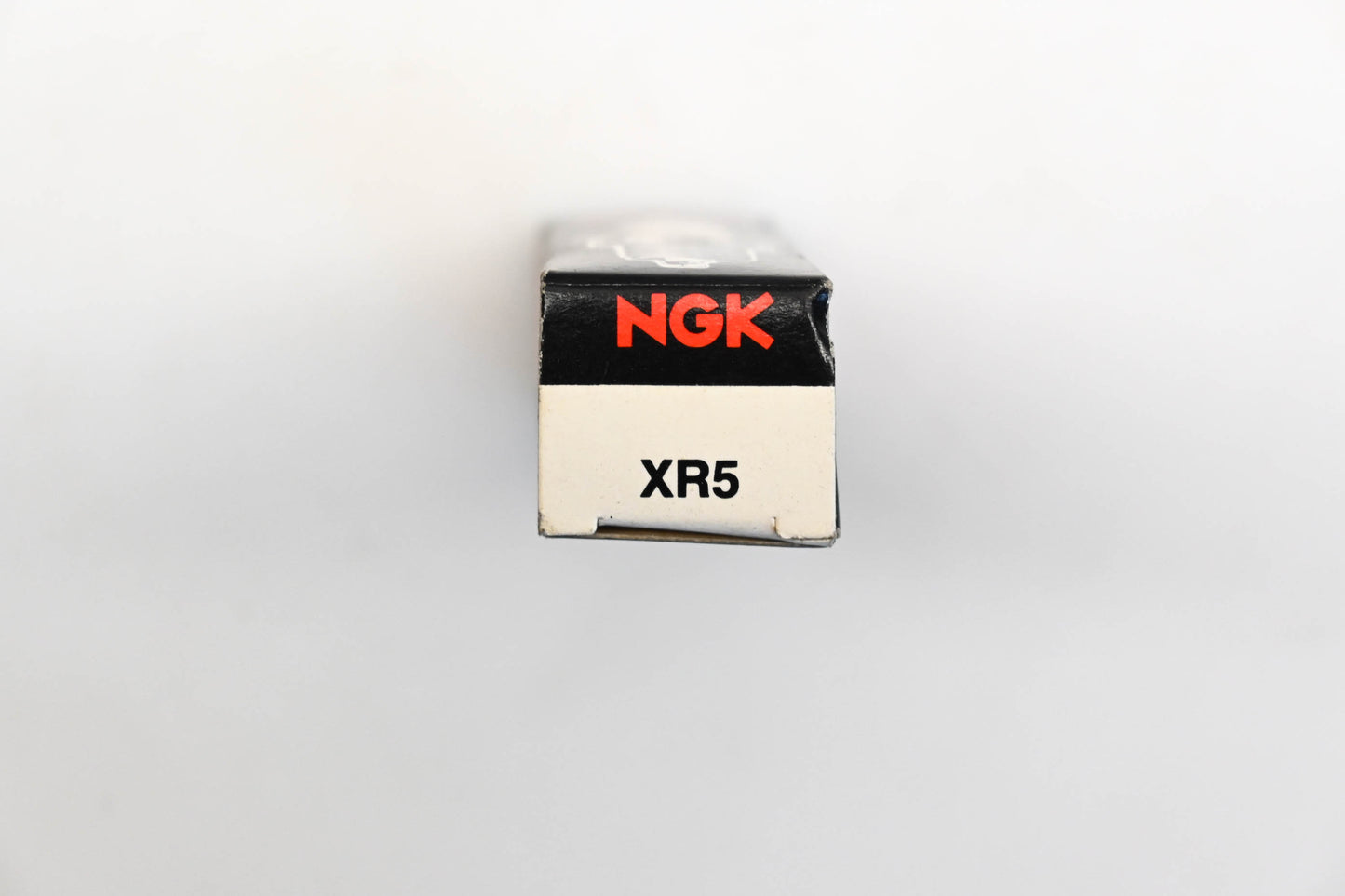NGK XR5 V-Power Spark Plugs Qty 2 NOS