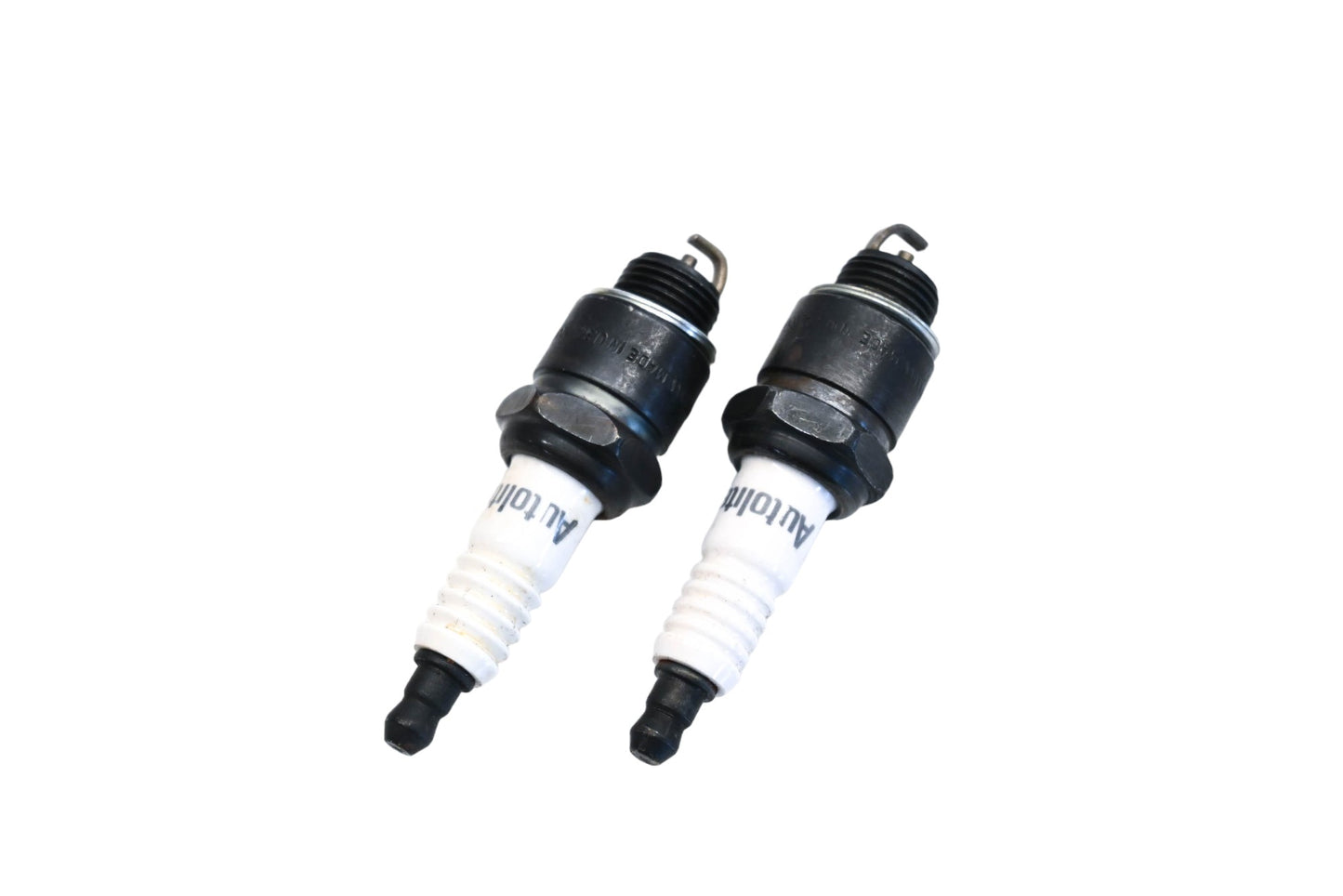 Autolite 847 Spark Plugs Qty 2 NOS