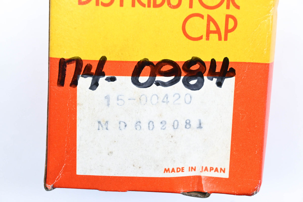 Vera 174-0984, MD602081, 15-00420 Daiichi 71-73 Dodge Colt Distributor Cap NOS