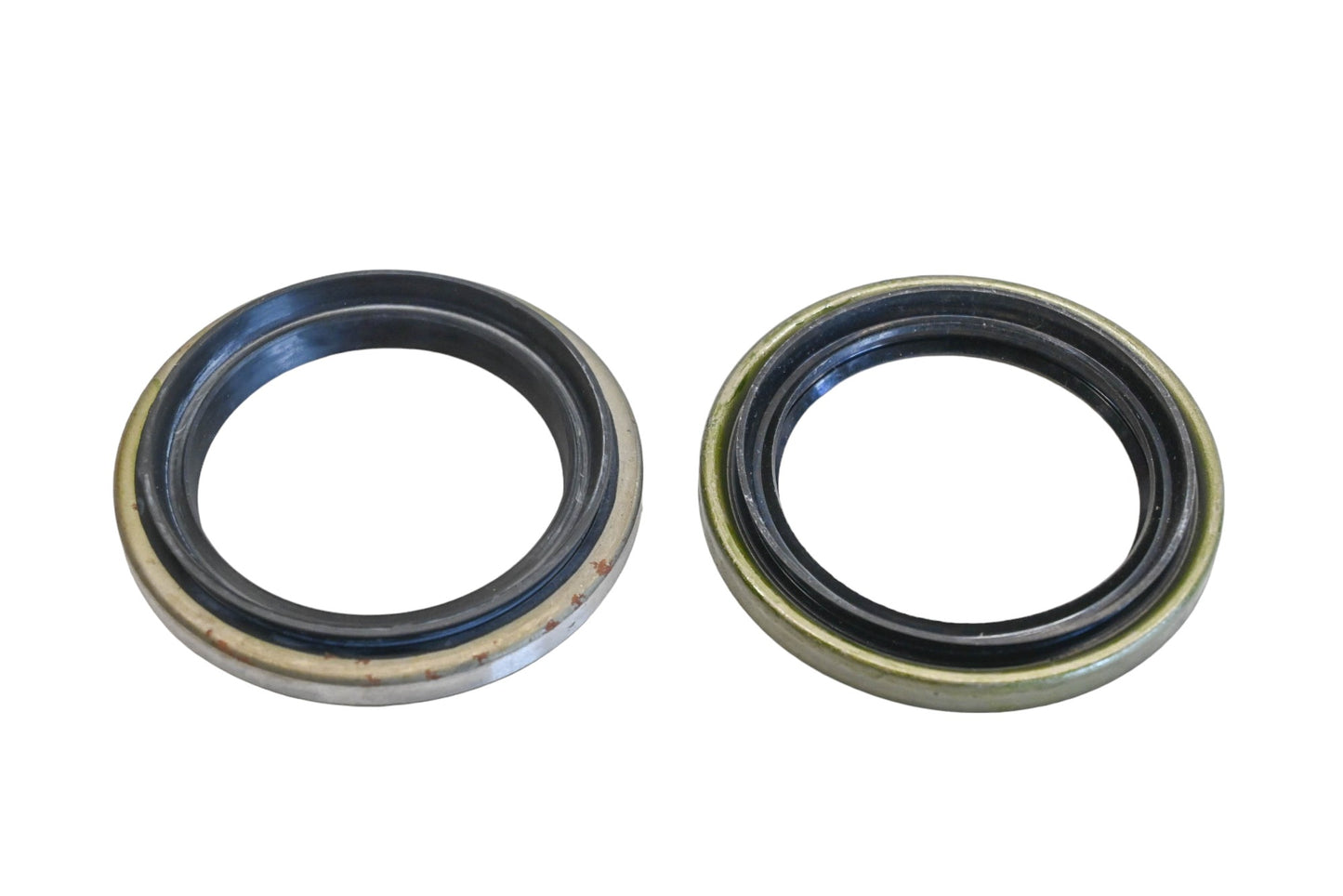 Beck/Arnley 052-3303 Wheel Seals Qty 2 NOS