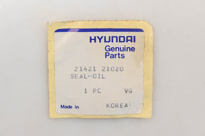 Hyundai 21421-21020 Camshaft Seal NOS
