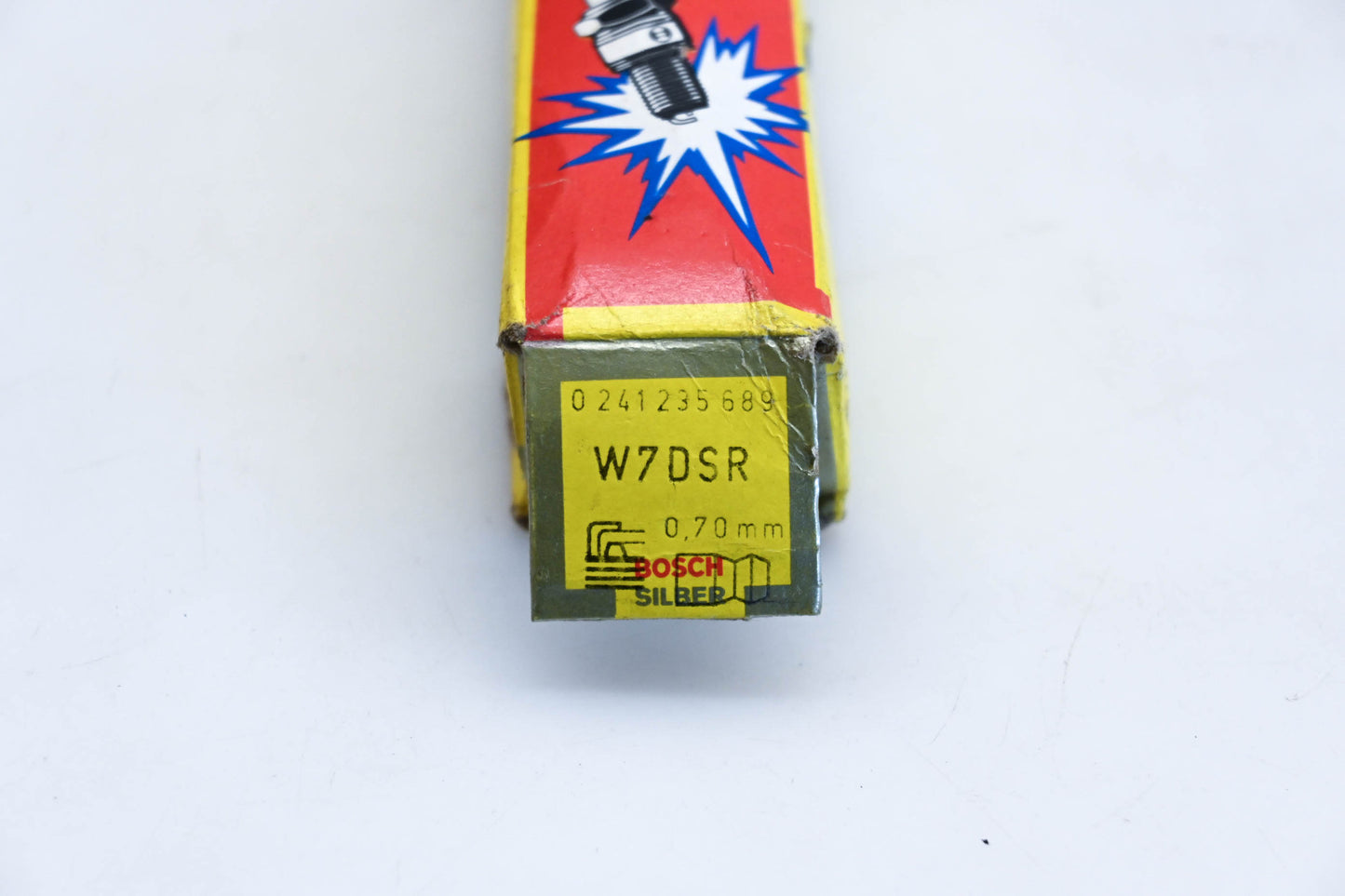 Bosch W7DSR, 0241235689 Silver Spark Plug NOS