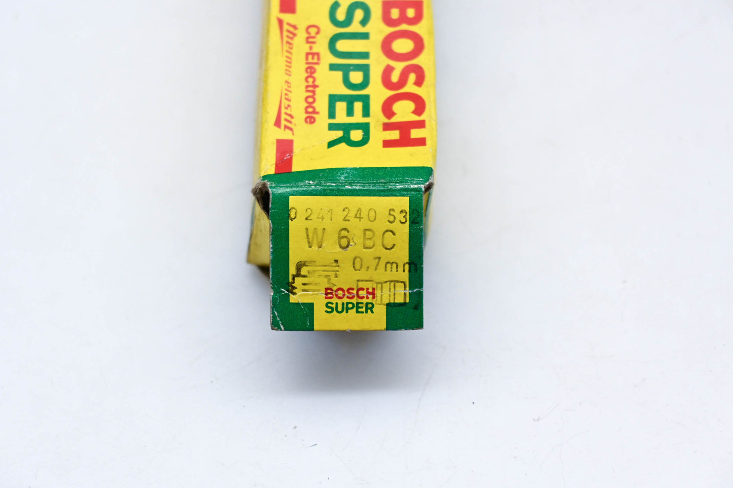 Bosch W6BC, 0241240532 Super Spark Plug NOS