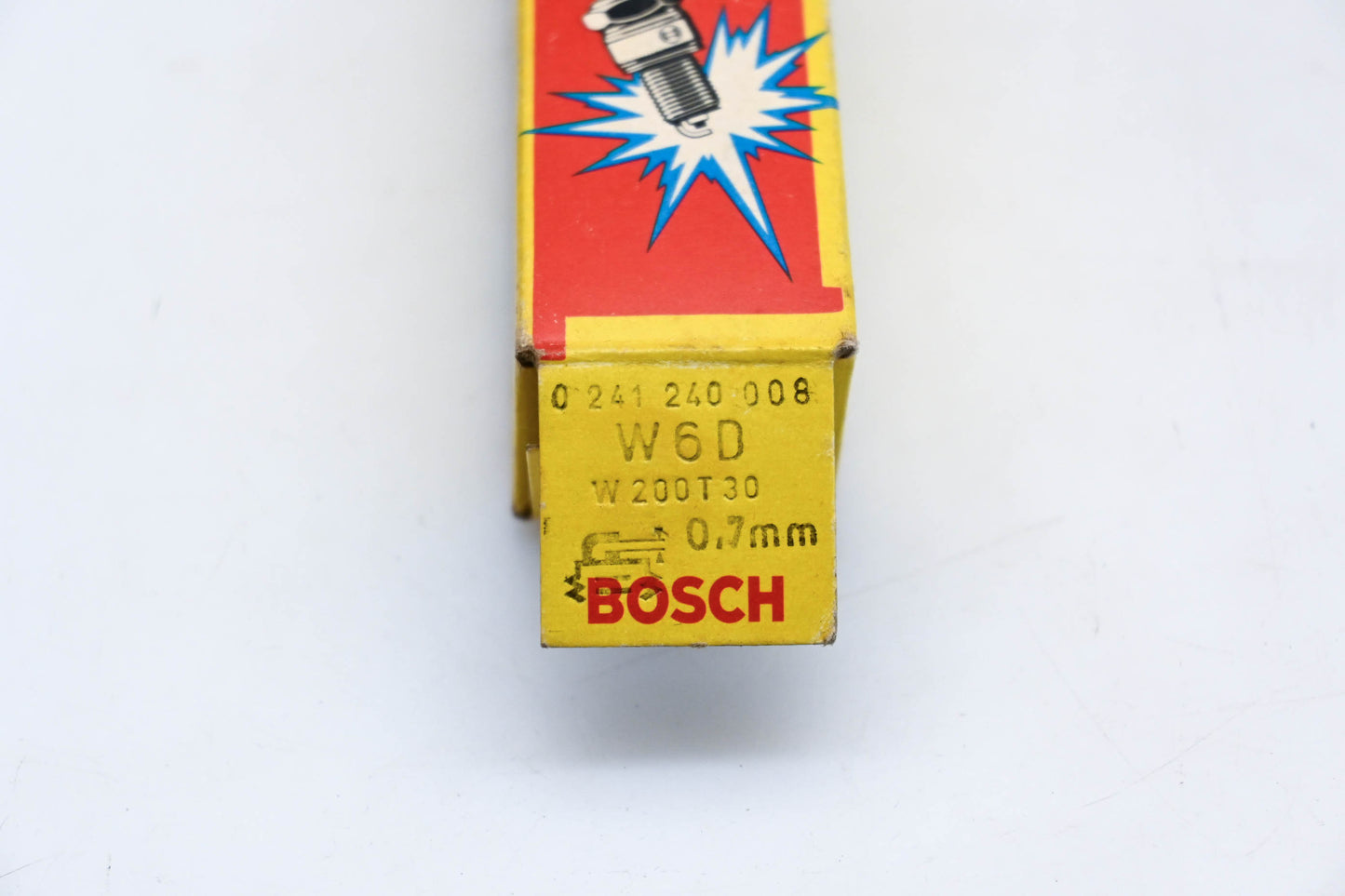Bosch W6D, 0241240008, W200T30 Cr-Electrode Spark Plug NOS