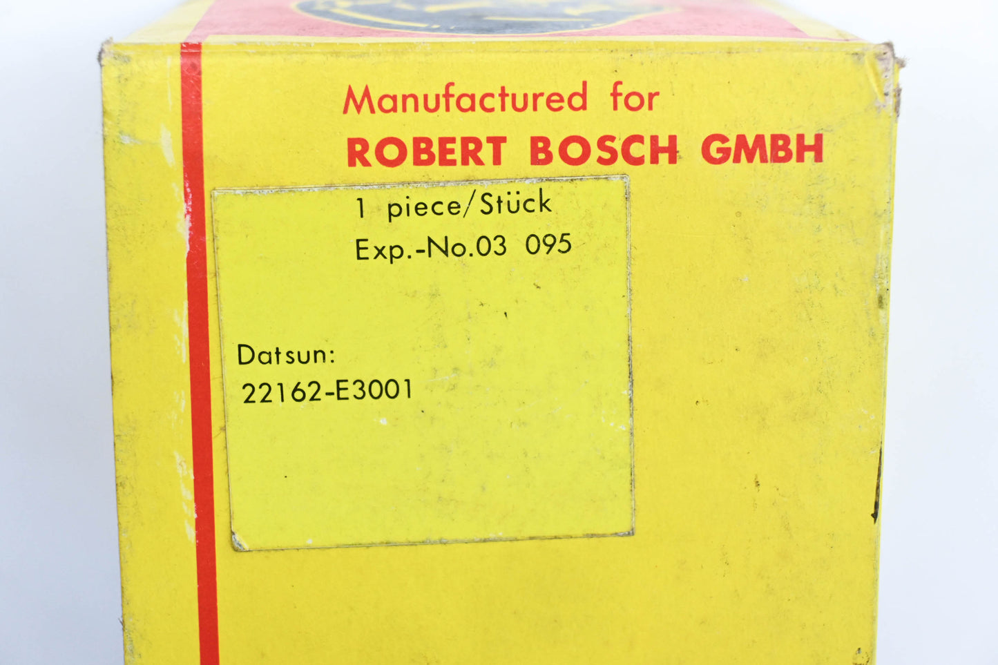 Bosch 03-095, 22162-E3001, 174-3129 70-73 Datsun 240Z Distributor Cap NOS