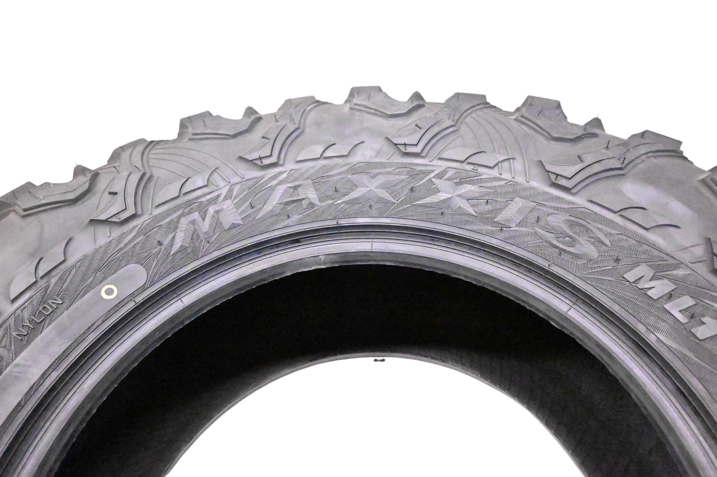 Maxxis 577-0244 Carnivore ML1 Radial 32x10.00R15 Tire NOS