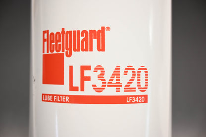 Fleetguard LF3420 Oil Filter NOS