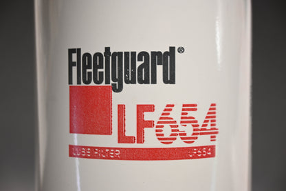 Fleetguard LF654 Lube Filter NOS