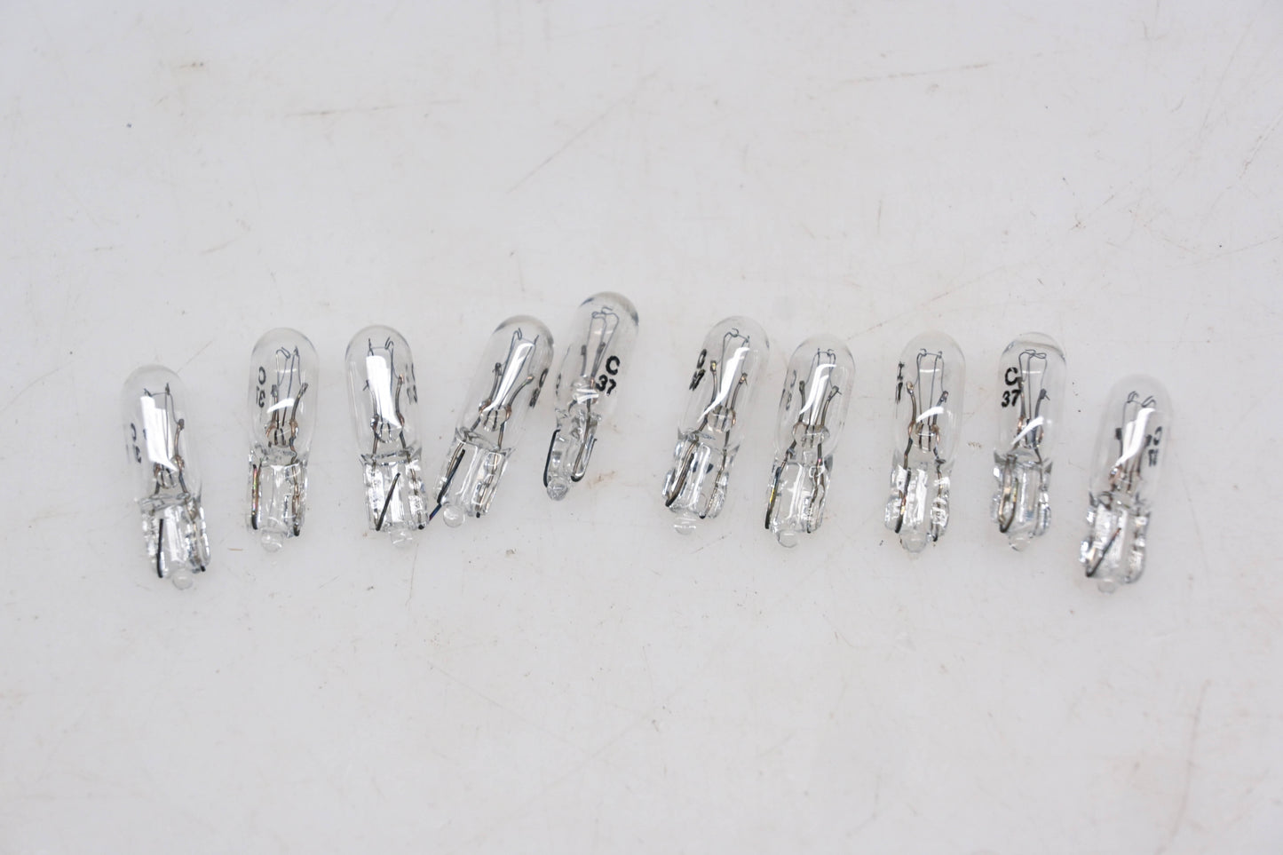 Philips 37 Clear 14v 1.26w Bulbs Qty 10 NOS