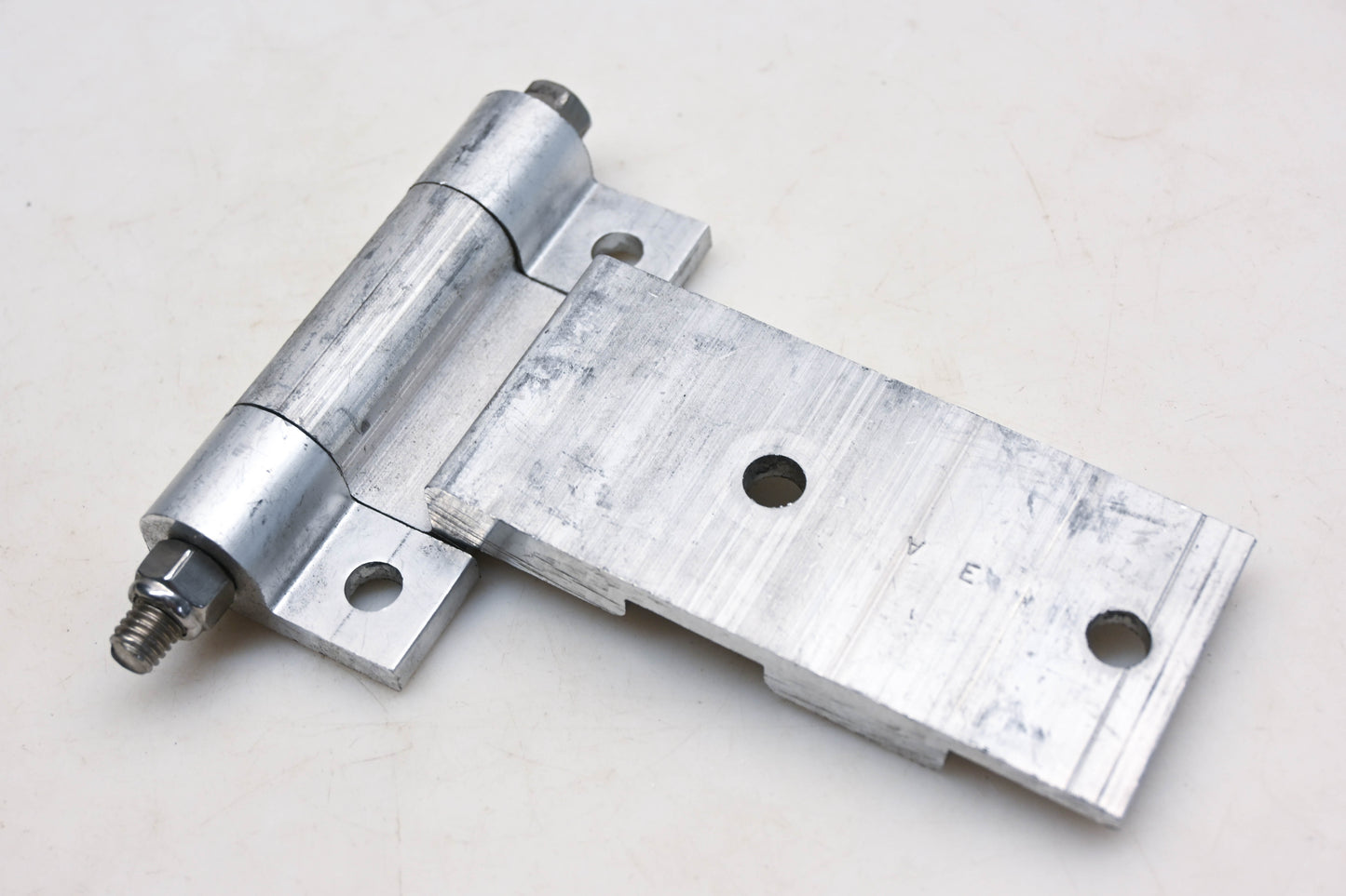 Aftermarket RD004-21 Belly Box Kentucky Style 6" Hinge