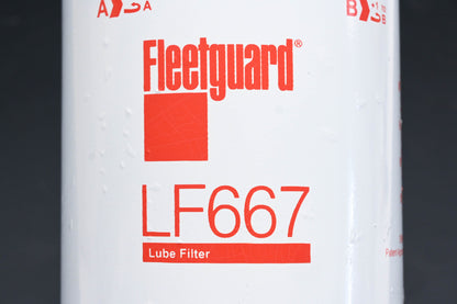 Fleetguard LF667 Lube Filter NOS