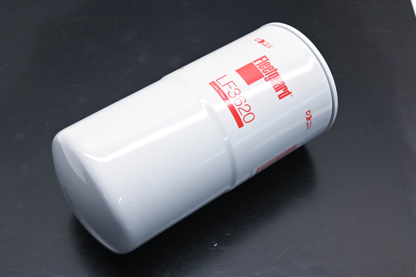 Fleetguard LF3620 Lube Filter NOS