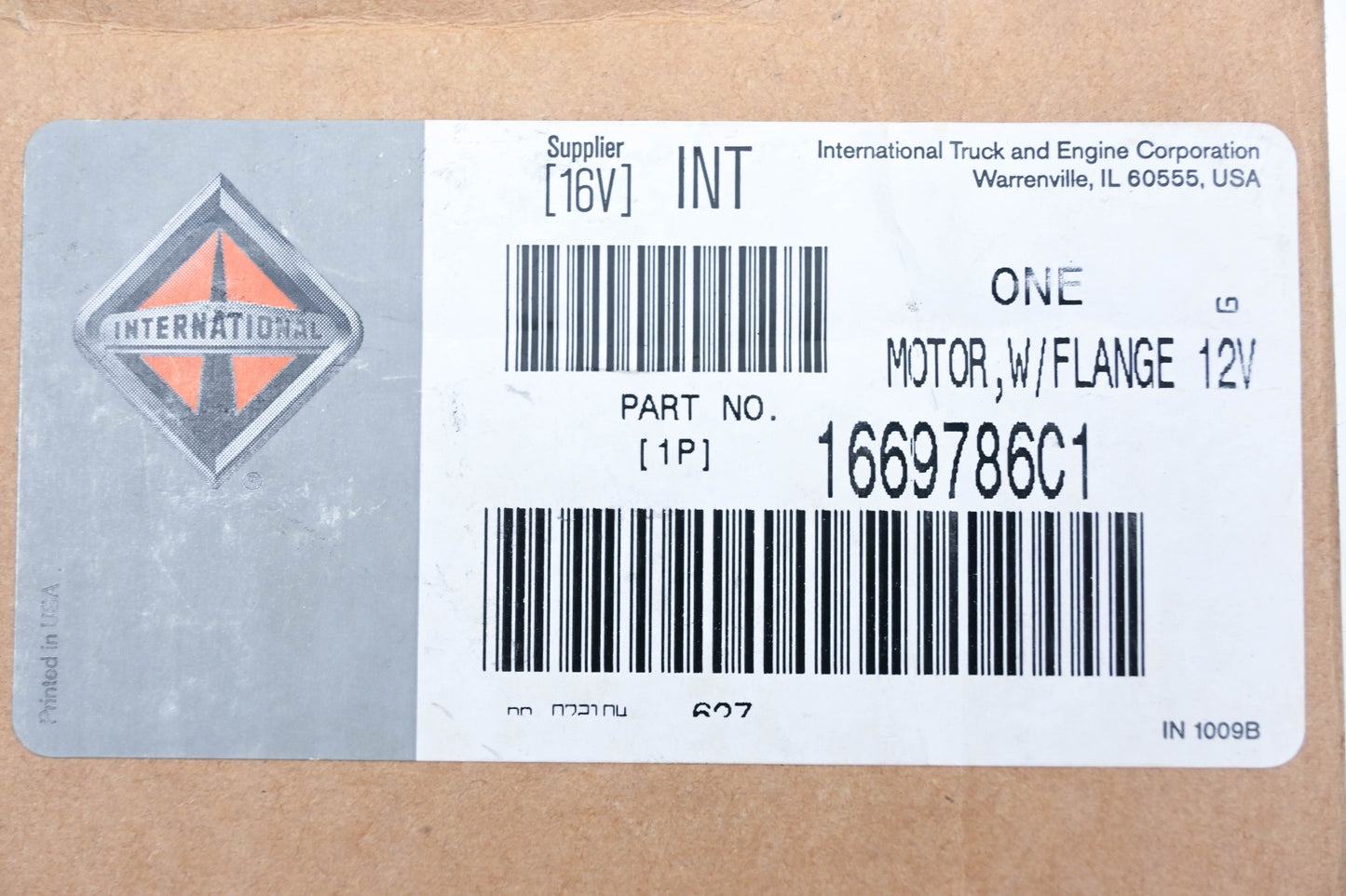 International 1669786C1, 20302000 12v Flanged Blower Motor NOS