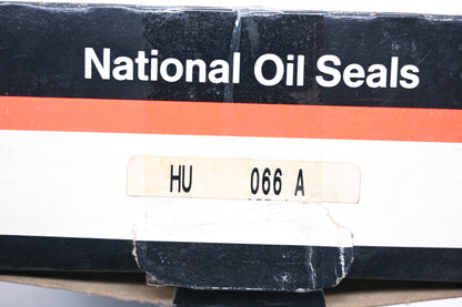 Federal Mogul HU066A, HU 066 A National Hub Cap Kit NOS