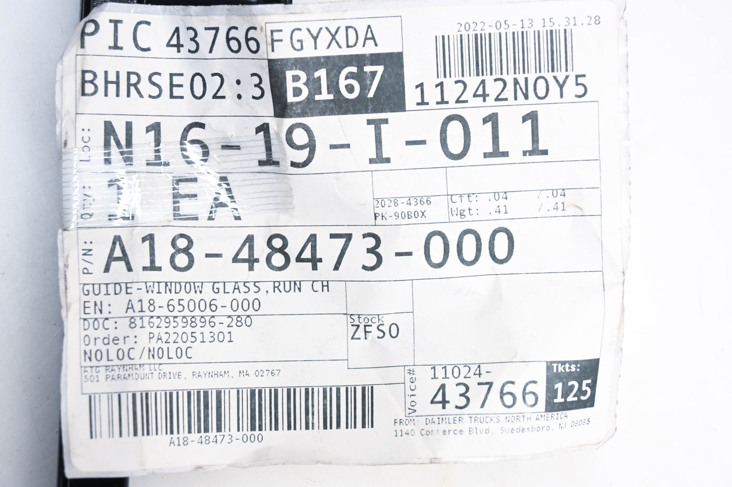 Freightliner A18-48473-000 Window Run Channel Guide NOS