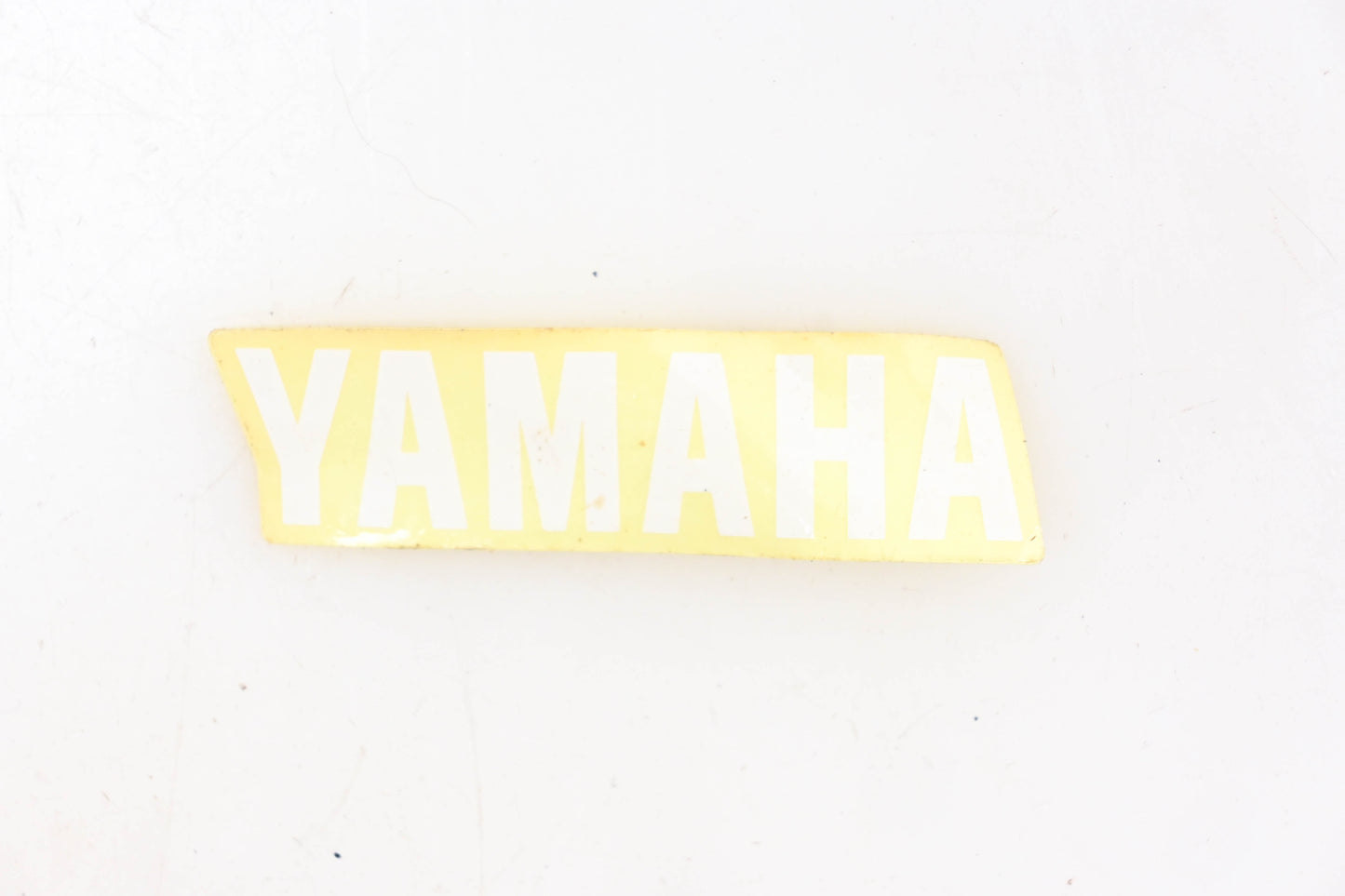 New OEM Yamaha 3WF-2153E-10-00 White Emblem Decal 5/8" x 2-1/4" NOS