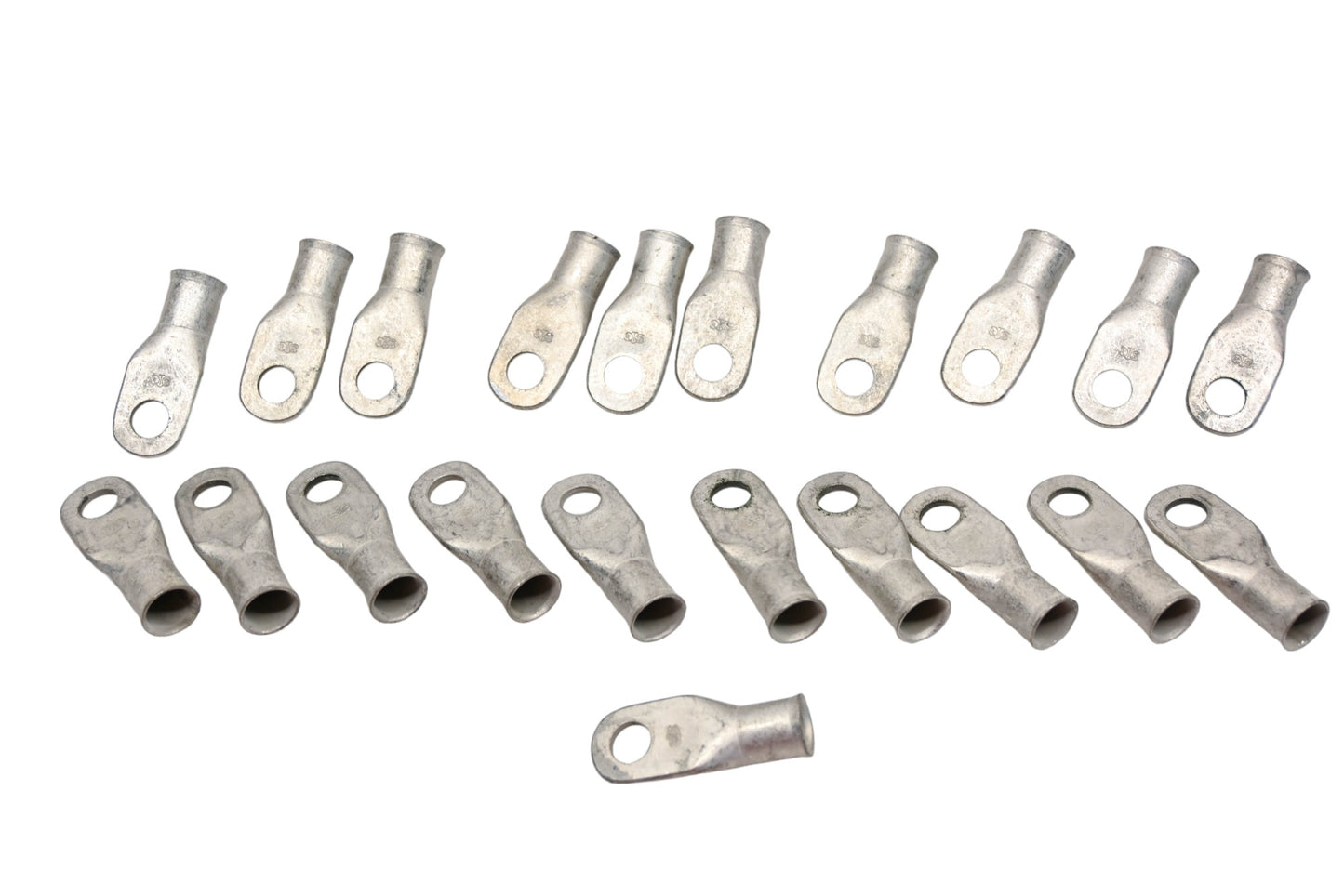 General Motors 16-7340, 12355091 Copper Battery Cable Lugs Qty 21 NOS