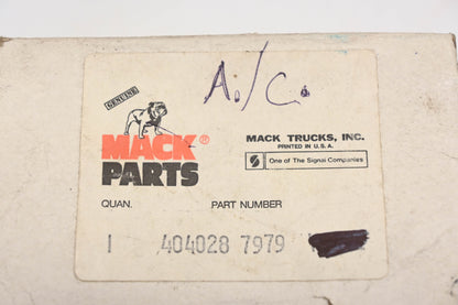 Mack 404028, A45-1078-00 Thermostat Switch NOS