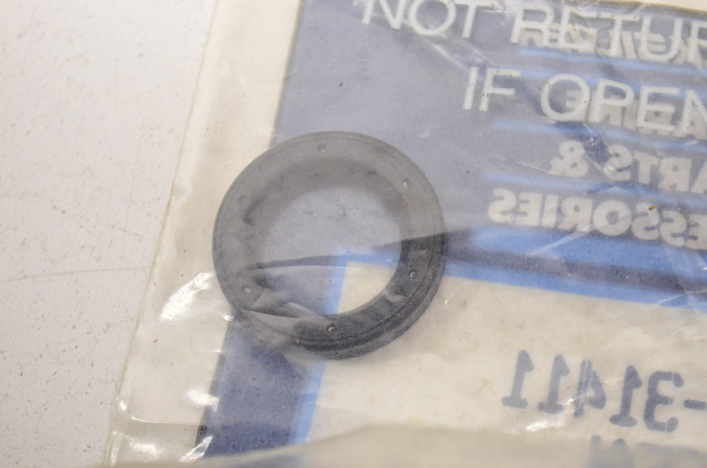 New OEM Quicksilver Mercury Seal NOS