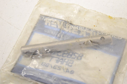 Quicksilver 828931 Mercury Shaft NOS