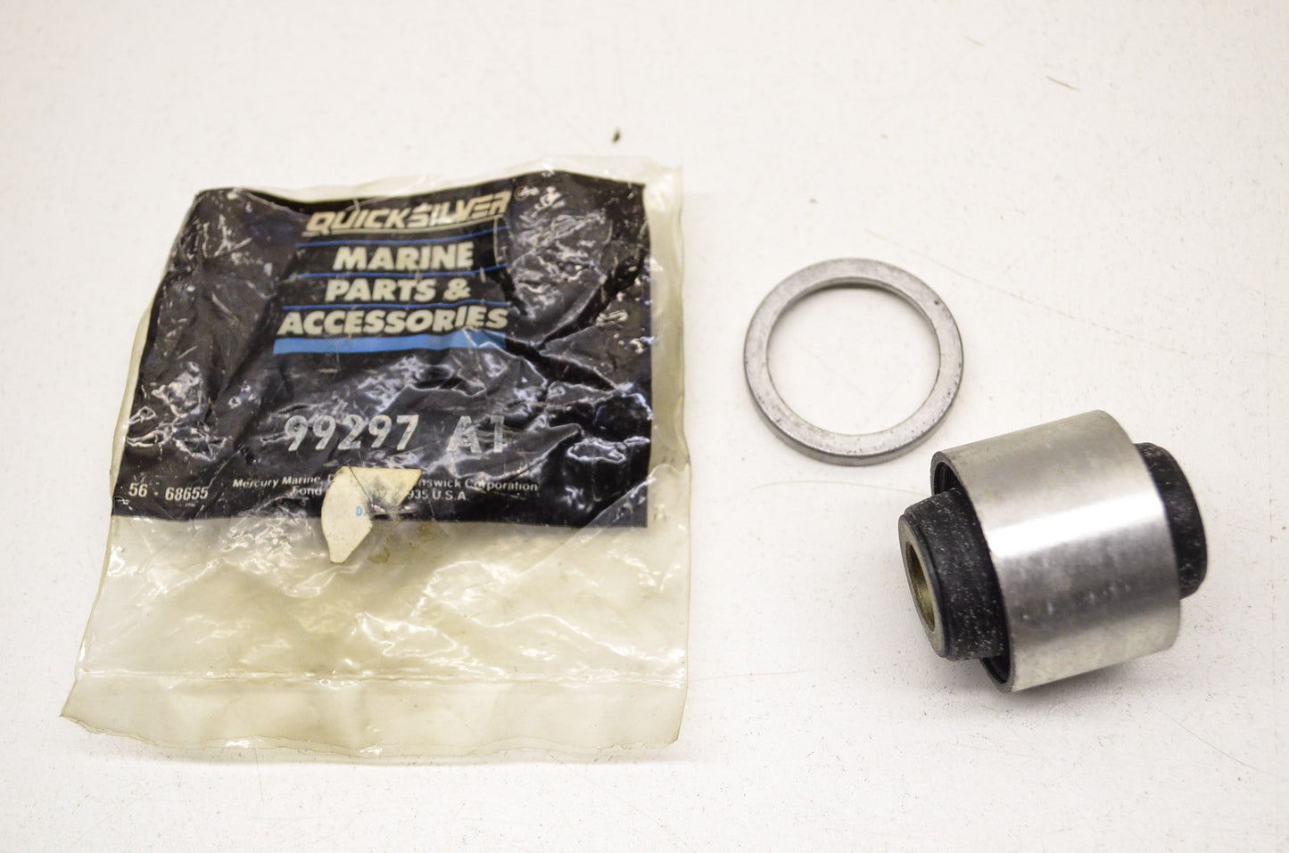 New OEM Quicksilver Mercury Mount Assembly NOS