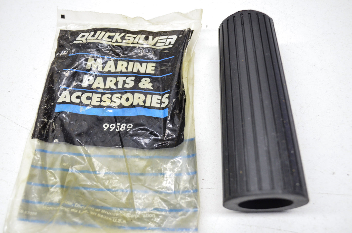 New OEM Quicksilver Mercury 5in Black Grip NOS