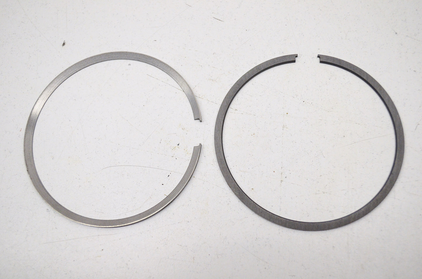 New OEM Quicksilver Mercury Piston Rings QTY 2 NOS