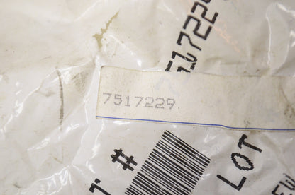 Screws Genesis Hurricane SL Qty 7 NOS