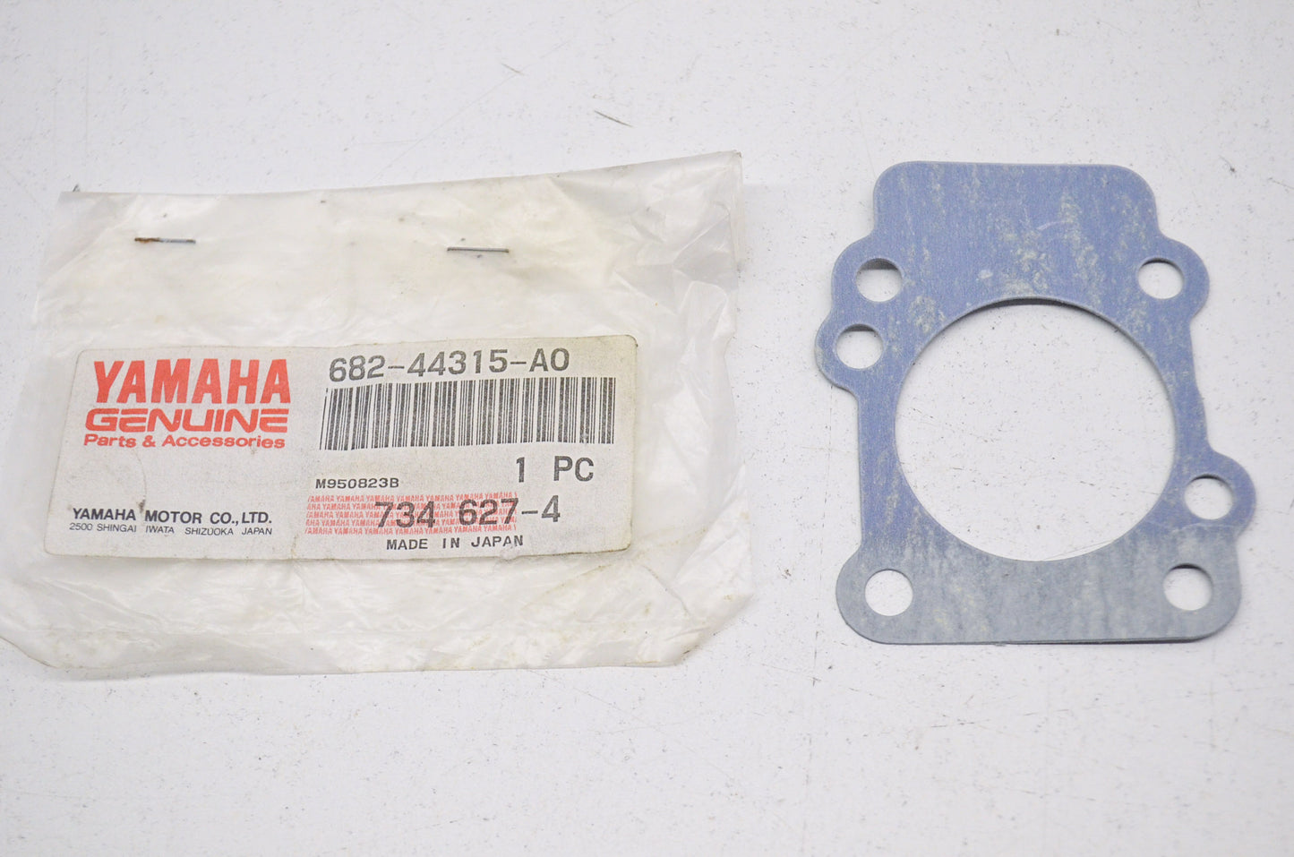 OEM Yamaha 682-44315-A0-00 Water Pump Gasket NOS