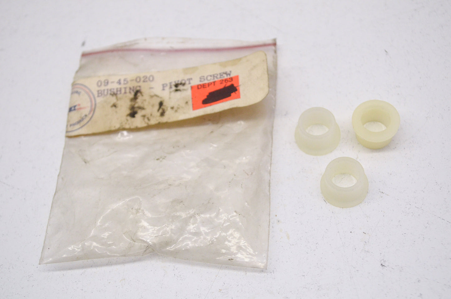 New Wetjet Pivot Screw Bushings QTY 3 NOS