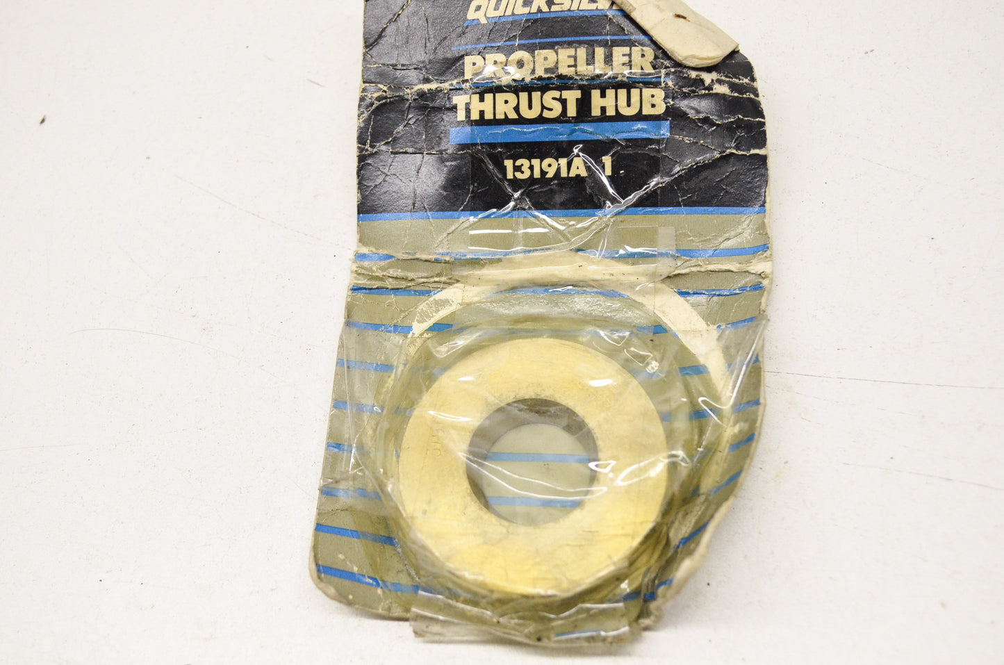 New OEM Quicksilver Mercury Propeller Thrust Hub NOS