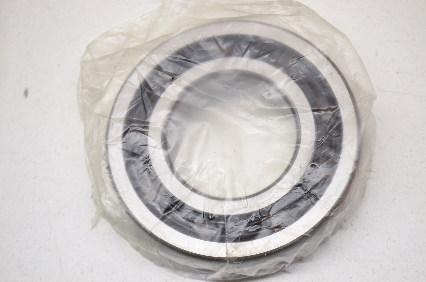 New SKF Single Row Deep Groove Ball Bearing NOS