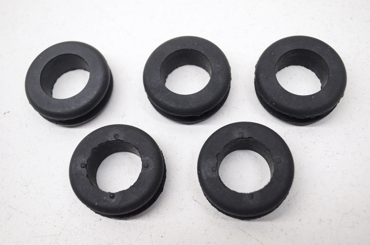 OEM Polaris 5410720 Grommet Qty 5 NOS