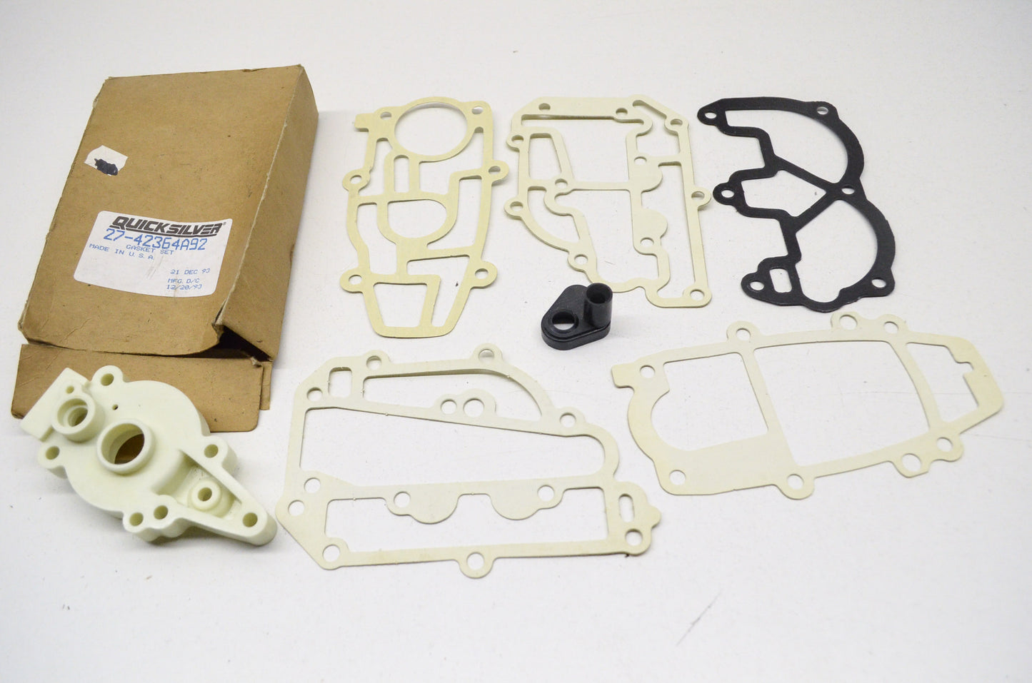 New OEM Quicksilver Mercury Gasket Set Missing Pieces NOS