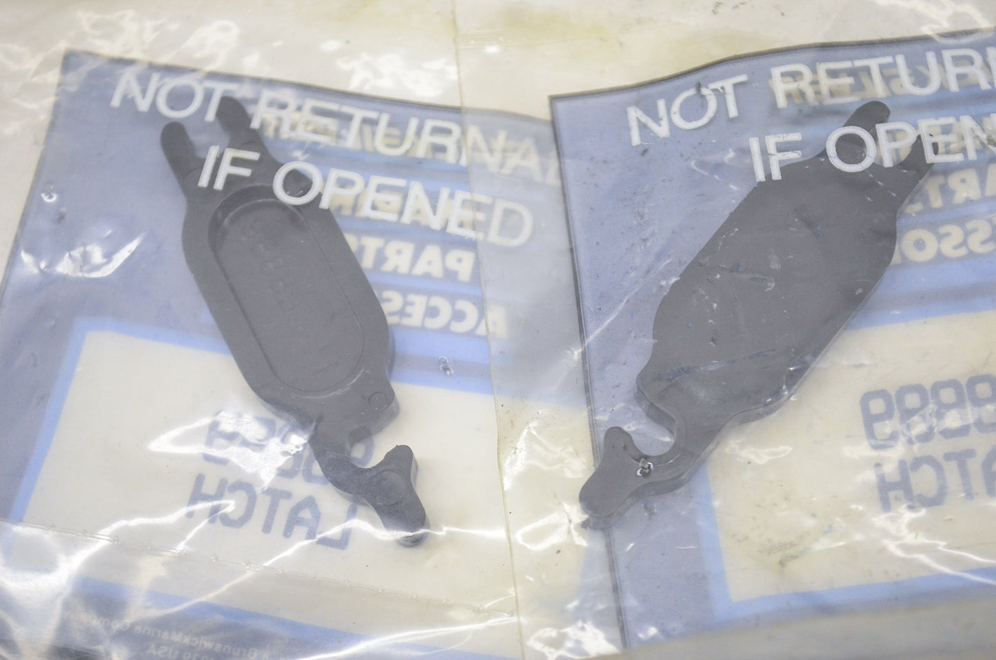 Quicksilver Latches Qty 2 NOS